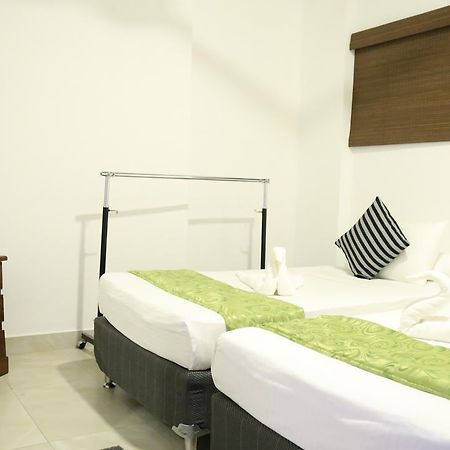 281 Kandy City Hostel & Rooms Deiyannewela المظهر الخارجي الصورة