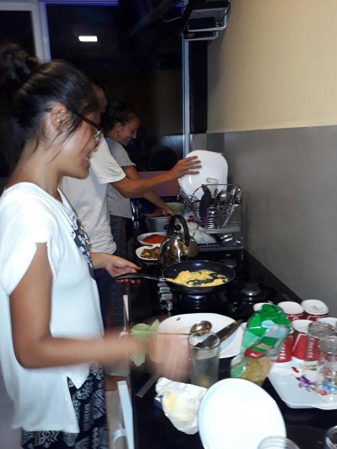281 Kandy City Hostel & Rooms Deiyannewela المظهر الخارجي الصورة