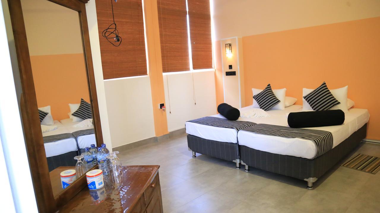 281 Kandy City Hostel & Rooms Deiyannewela المظهر الخارجي الصورة