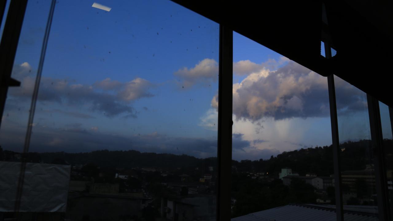 281 Kandy City Hostel & Rooms Deiyannewela المظهر الخارجي الصورة